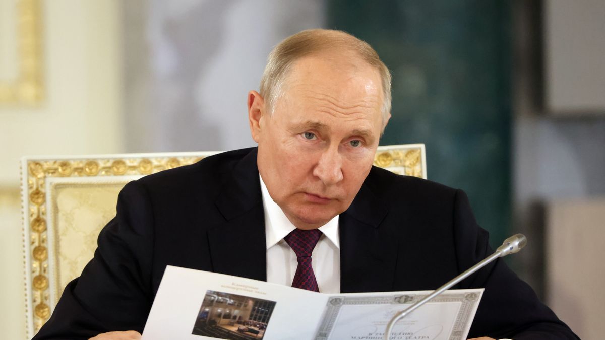 SAINT PETERSBURG, RUSSIA - SEPTEMBER 20 (RUSSIA OUT): Russian President Vladimir Putin attends a meeting of the Board of Trustees for the Mariinsky Theatre on September 20, 2023, in Saint Petersburg, Russia. President Putin is on a one-day trip to Saint Petersburg. (Photo by Contributor/Getty Images)
