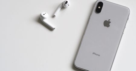 Nowe słuchawki Apple jeszcze w tym roku. AirPods 2 zaoferują więcej funkcji