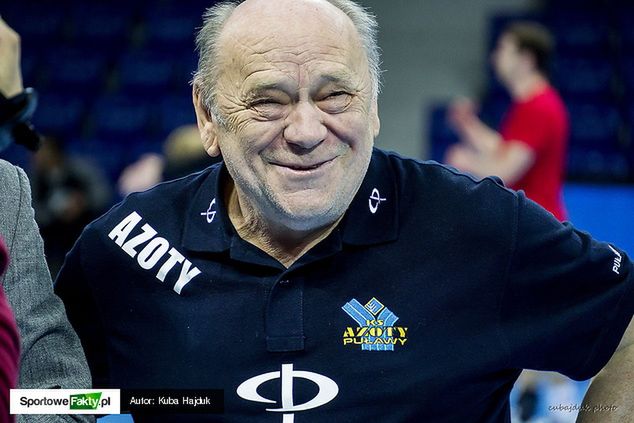 Trener Ryszard Skutnik patrząc na ostatnie wyniki Azotów Puławy ma powody do zadowolenia