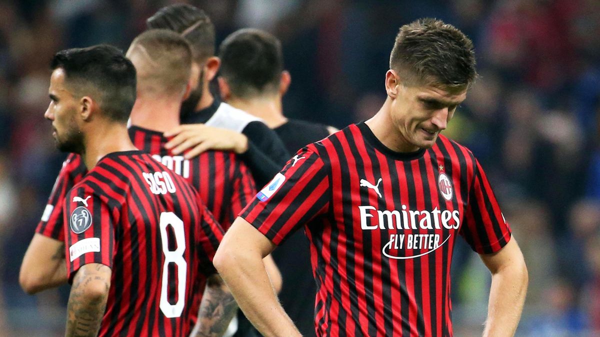 PAP/EPA / MATTEO BAZZI  / Na zdjęciu: Krzysztof Piątek (z prawej)