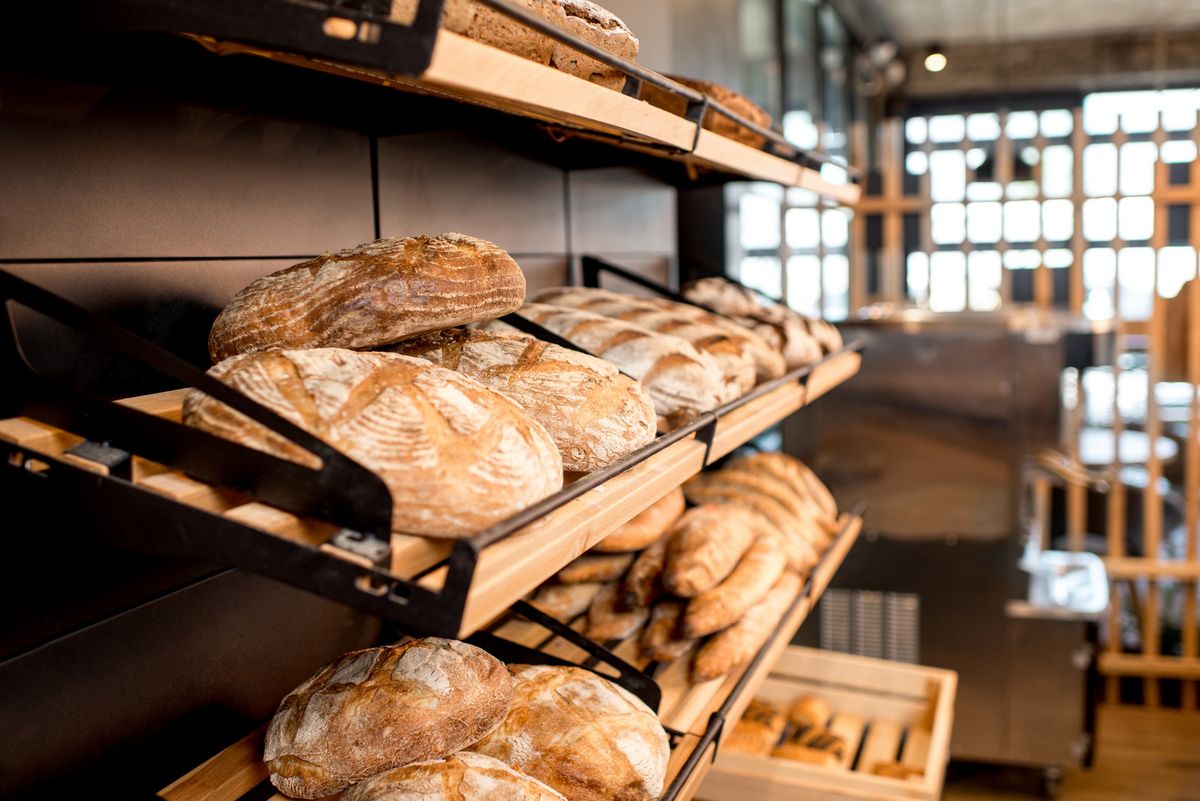 Ceny chleba mogą wzrosnąć do 12 zł za bochenek. Droga energia wykańcza piekarnie