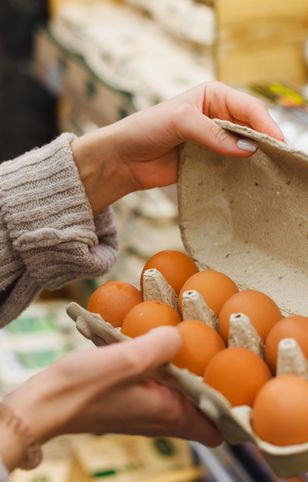 Masz w domu jajka? GIS ostrzega przed salmonellą