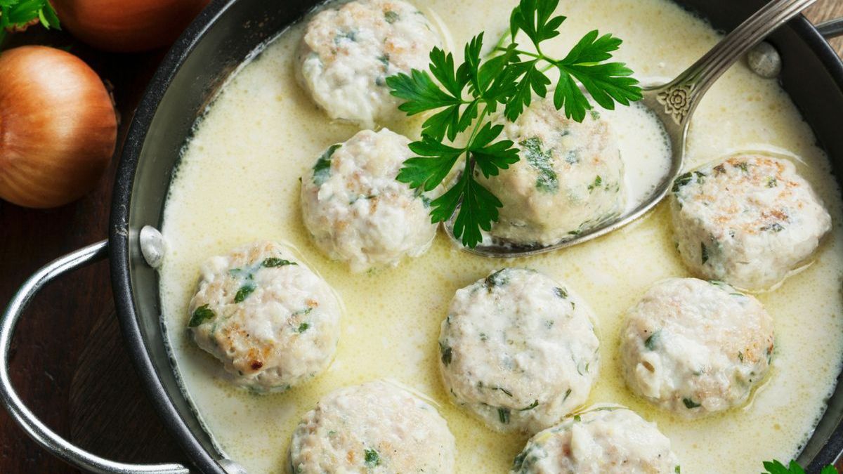 Kotleciki z białej kiełbasy - Pyszności