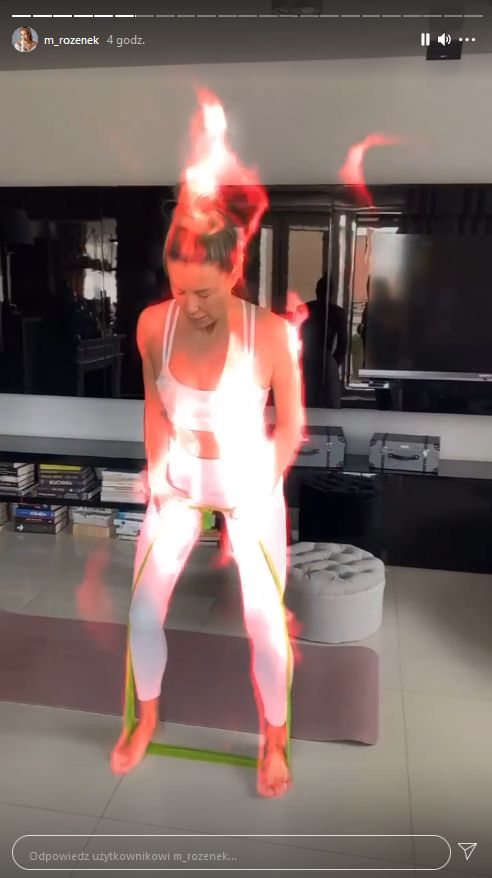 Małgorzata Rozenek trenuje w salonie