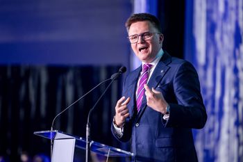 Hołownia zostanie w polityce? Polacy ocenili w sondażu