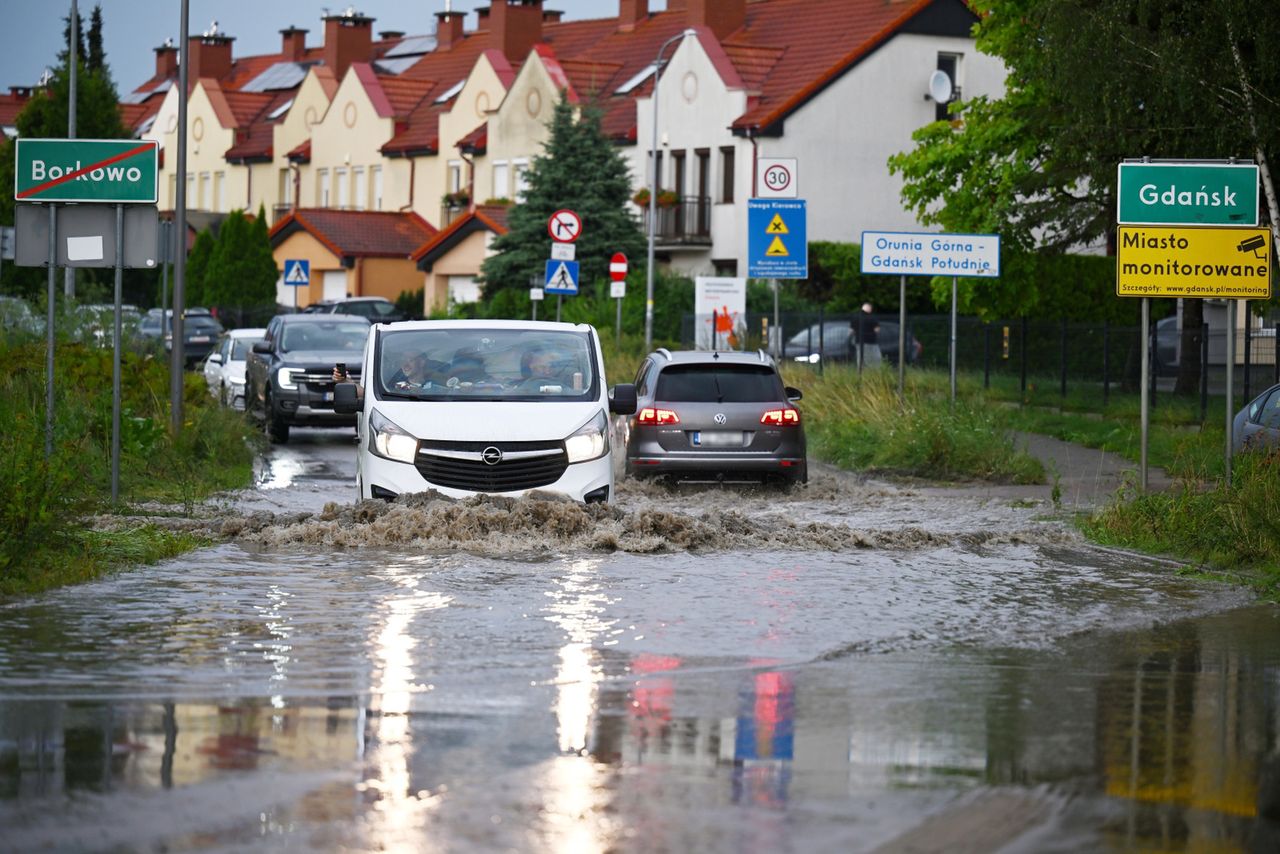 Trójmiasto pod wodą. Dla jednych koszmar, dla innych okazja do żartów