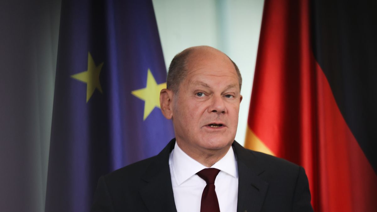 BERLIN, GERMANY - SEPTEMBER 25: German Chancellor Olaf Scholz speaks during a meeting of the Alliance for Affordable Housing ("Buendnis bezahlbarer Wohnraum") at the Chancellery on September 25, 2023 in Berlin, Germany. (Photo by Christian Marquardt - Pool/Getty Images)