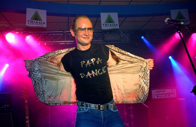 Paweł Stasiak na koncercie Papa Dance w 2004 r.