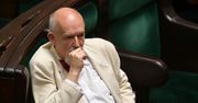 Janusz Korwin-Mikke zarzuca premierowi "żebractwo" w UE. Sam tłumaczy się z pensji w euro