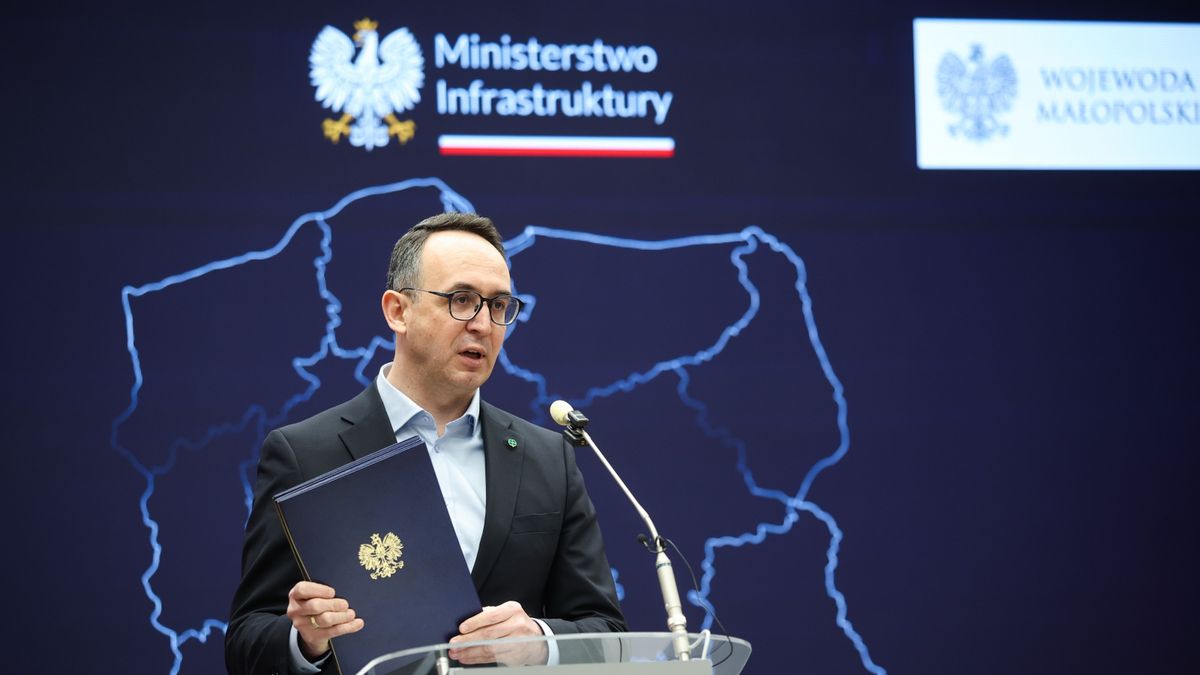 Dariusz Klimczak, minister infrastruktury