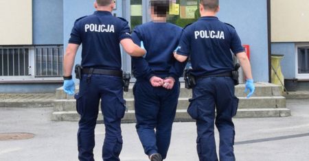 22-latek zaatakowany siekierą. Szokujące sceny w Suchej Beskidzkiej