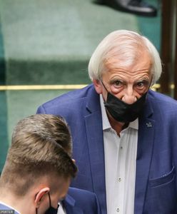 To przez nich PiS najpierw przegrał głosowanie. Terlecki: wyjechali na wakacje bez zgody