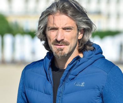 Maciej Dowbor szydzi z rodzinnej okładki mamy i siostry. "Czy tracę udział w spadku?"