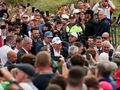 Dowiedzieli się, że przyleci Trump. Czekało go niemiłe powitanie