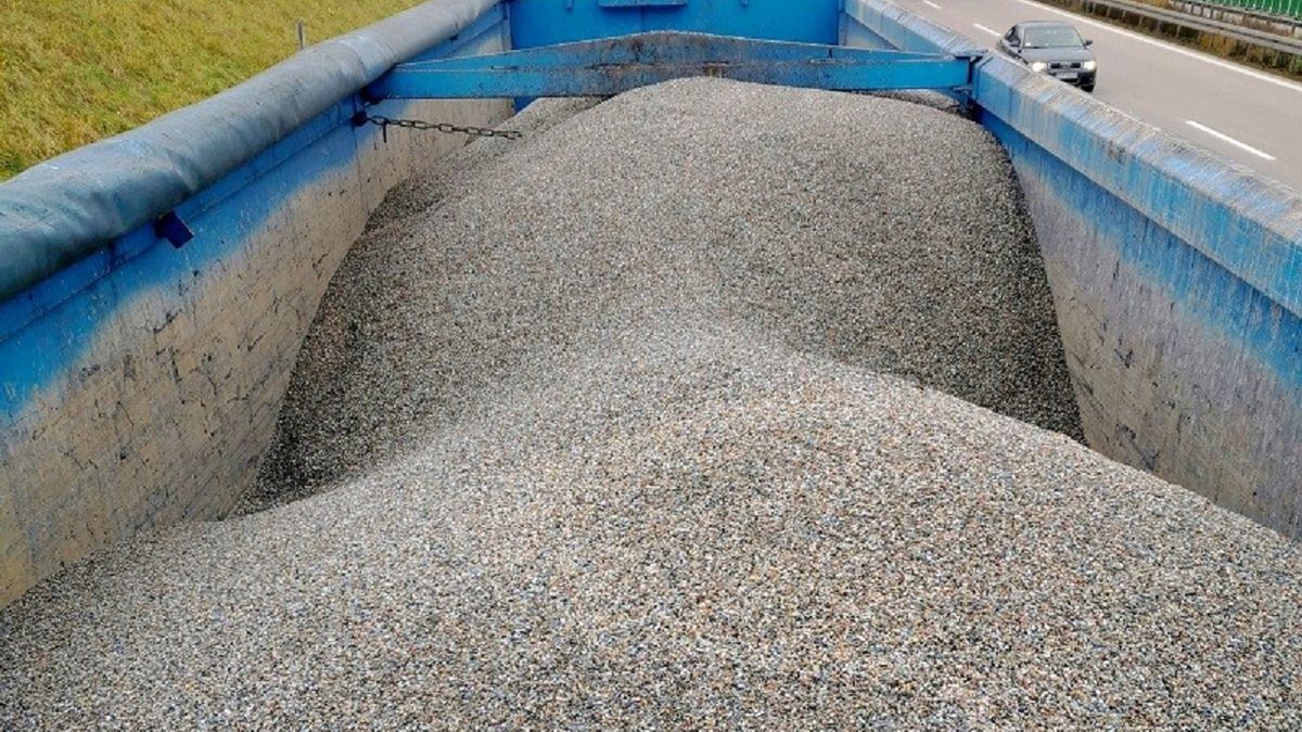 Nielegalne odpady przyjechały z Niemiec do Polski.