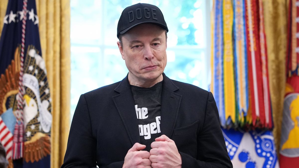 President Trump Holds Press Conference With Elon Musk in White House's Oval Office
WASHINGTON, DC - MAY 30: Tesla CEO Elon Musk listens as U.S. President Donald Trump speaks to reporters in the Oval Office of the White House on May 30, 2025 in Washington, DC. Musk, who served as an adviser to Trump and led the Department of Government Efficiency, announced he would leave his role the Trump administration to refocus on his businesses. (Photo by Kevin Dietsch/Getty Images)
Kevin Dietsch
bestof, topix