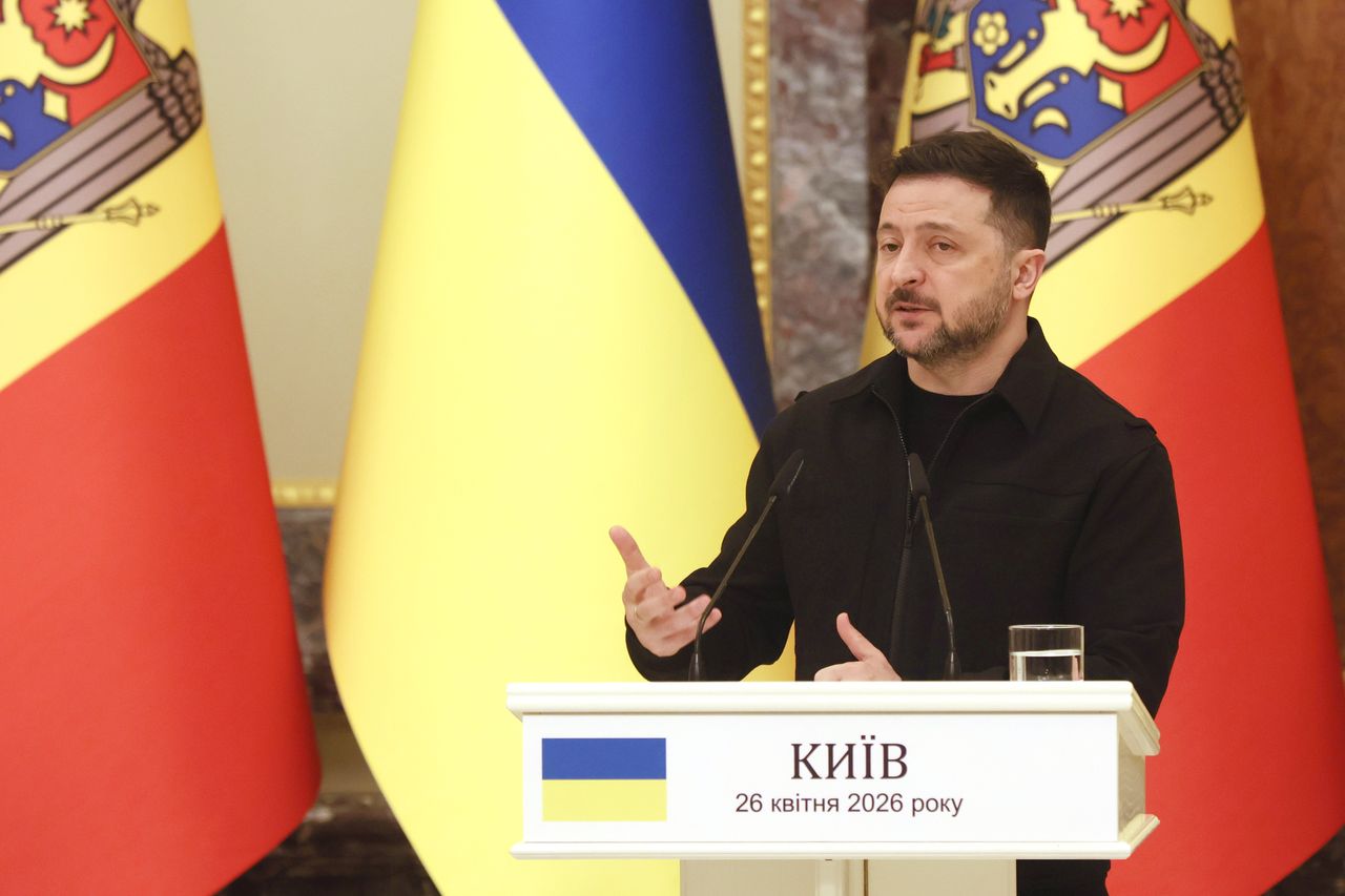 Zełenski o "sankcjach dalekiego zasięgu". Straty Rosji to co najmniej 7 mld dolarów