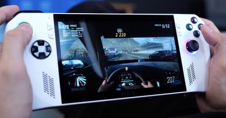 ASUS ROG Ally 2 ujawniony przed premierą. To może być przenośny Xbox