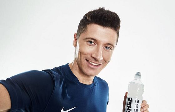 Robert Lewandowski zamiast Coca-Coli będzie reklamował Oshee na całym świecie