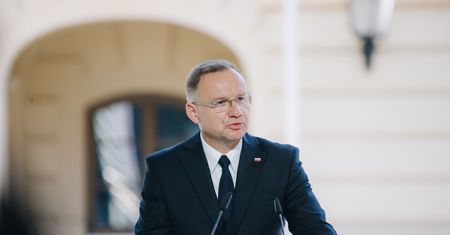 Kancelaria prezydenta zaciska pasa. To reakcja na powódź