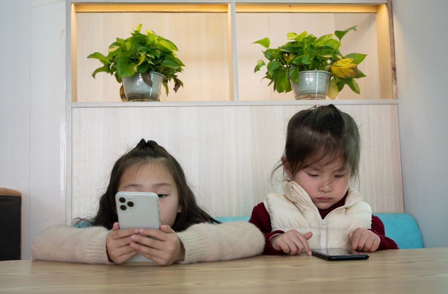 Chiny wprowadzają ograniczenia dla nieletnich