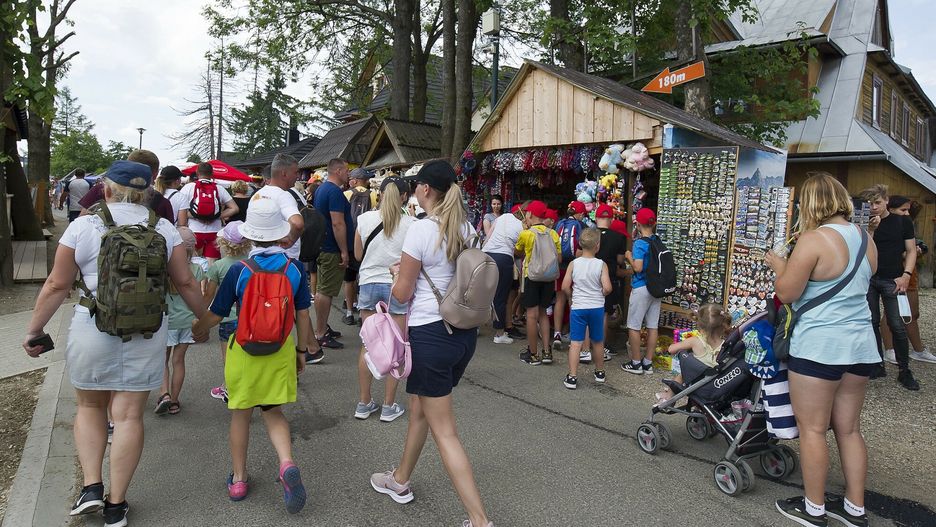 Zwyczaje zakupowe Polaków na wakacjach