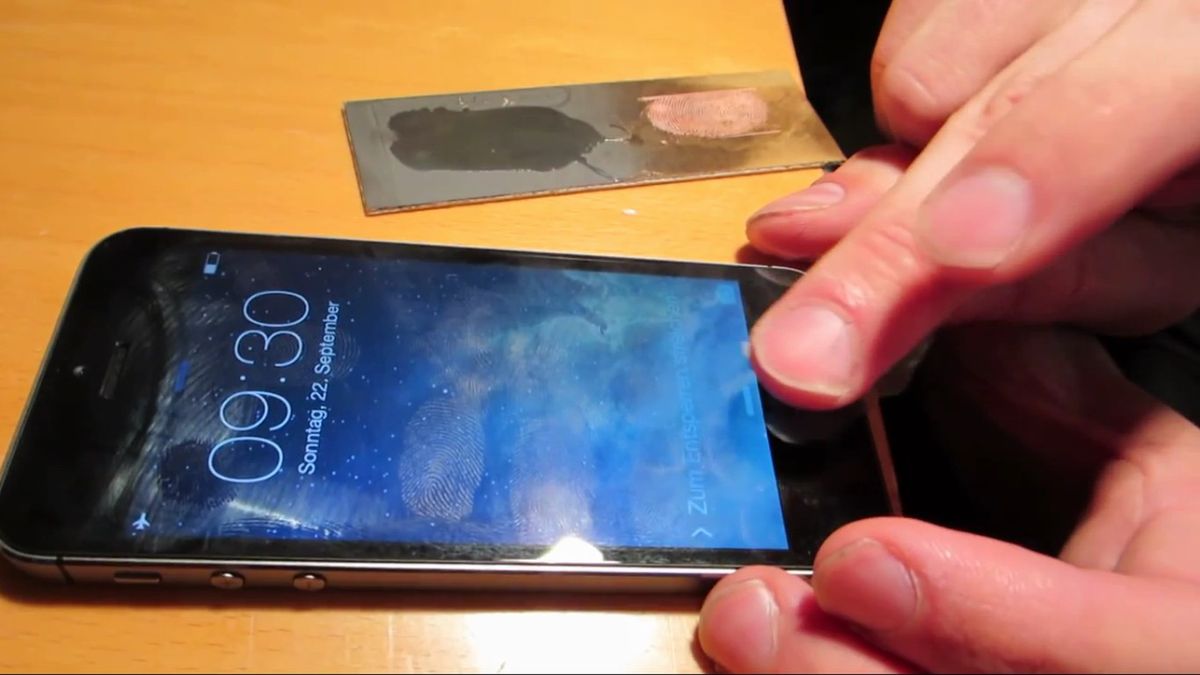 W skrócie: 9 milionów sprzedanych iPhone'ów 5c i 5s, 64-bitowy Exynos i Focal w Google Play 1