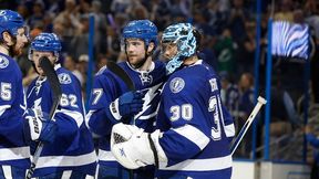 NHL: Tampa Bay Lightning bliżej dzikiej karty. 40 goli Kuczerowa