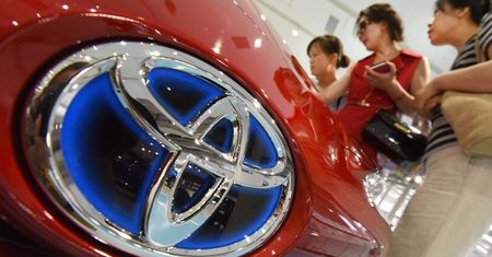 Toyota obniża swoje roczne prognozy zysku