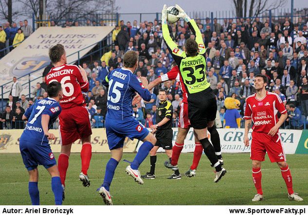 W meczu z Podbeskidziem Ruch prowadził 2:0, ale zremisował. Straconych punktów zabrakło do mistrzostwa Polski