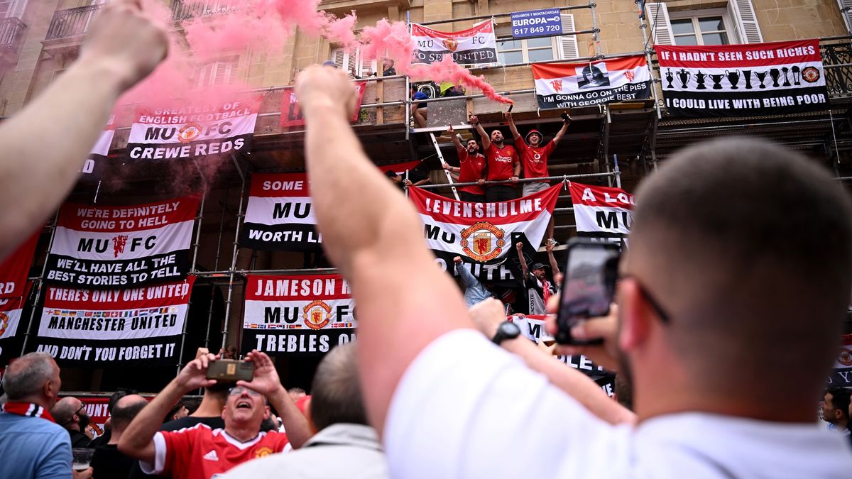 Getty Images / Na zdjęciu: kibice w Bilbao
