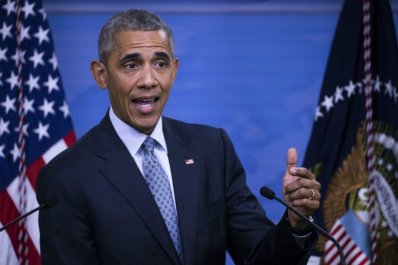 Okup dla Iranu? Obama tłumaczy, dlaczego wysłał samolot z 400 mln dolarów