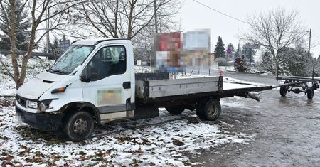 35-latek ukradł busa z hurtowni. Wrócił następnego dnia pijany