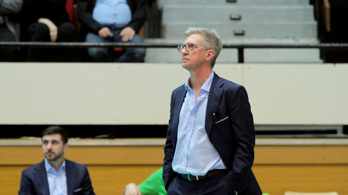 WP SportoweFakty / Asia Błasiak / Na zdjęciu: trener Roberto Santilli