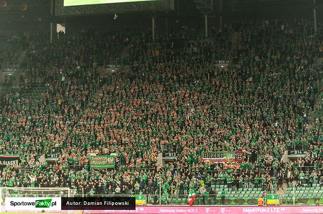 Mecz Śląska z Lechem ściągnął na stadion tłumy wrocławian