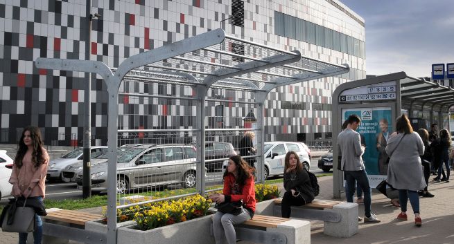 Przystanki autobusowe od AMS mają chronić przed smogiem w Krakowie