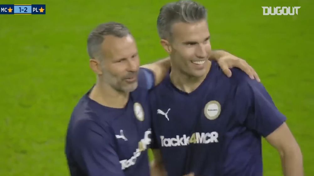 Materiały prasowe / Dugout / Na zdjęciu: Ryan Giggs i Robin van Persie