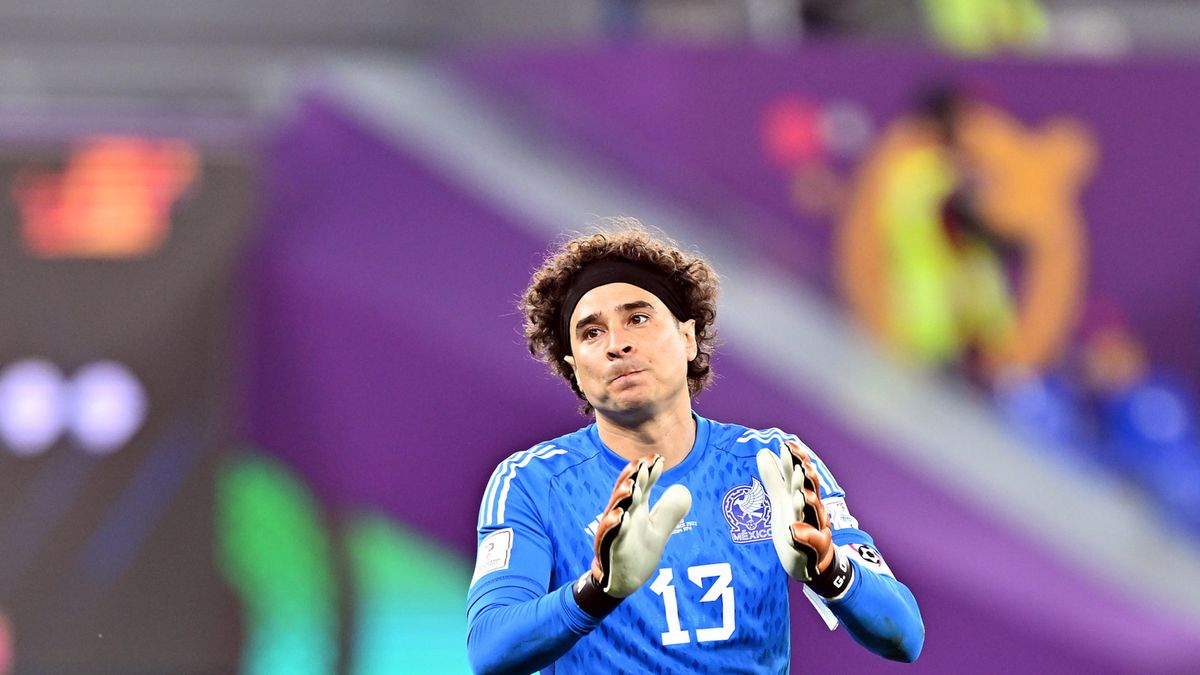 Zdjęcie okładkowe artykułu: PAP/EPA /  / Na zdjęciu: Guillermo Ochoa