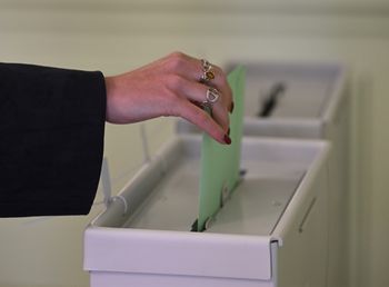 Wybory na Węgrzech. Ogłoszono alarm bombowy. Głosowanie wstrzymane