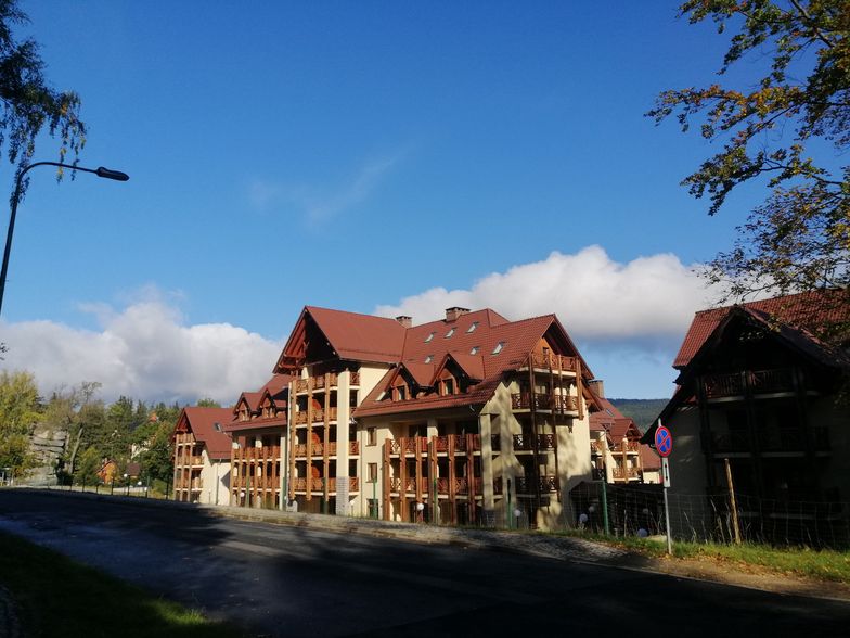 Hotelarze z Dolnego Śląska obawiają się, że Niemcy wybiorą w tym sezonie urlop w Czechach.