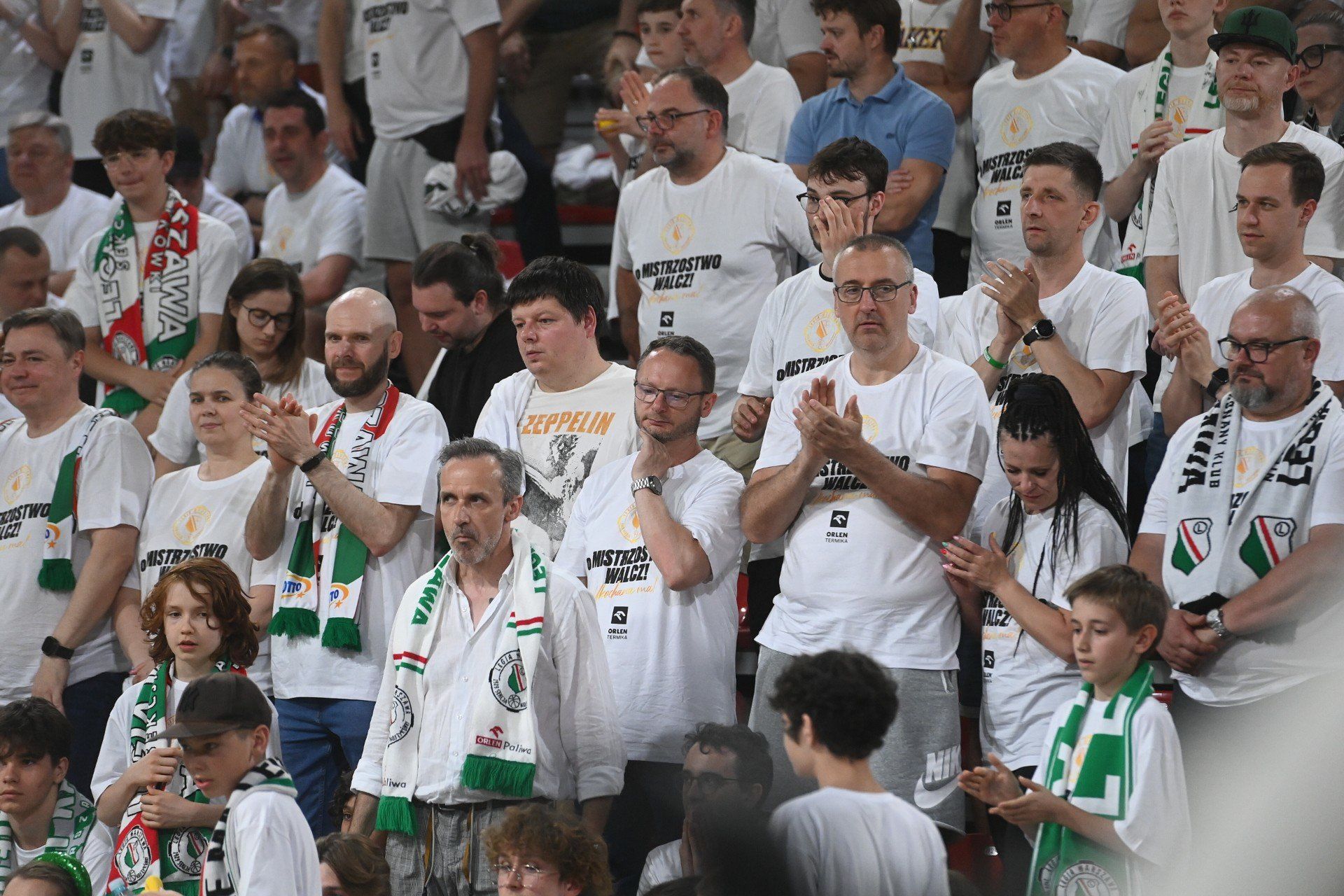 Kibice Legii Warszawa podczas czwartego meczu finałowego Orlen Basket Ligi z PGE Startem Lublin.