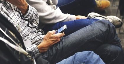 Już blisko 60 procent Polaków ma smartfona