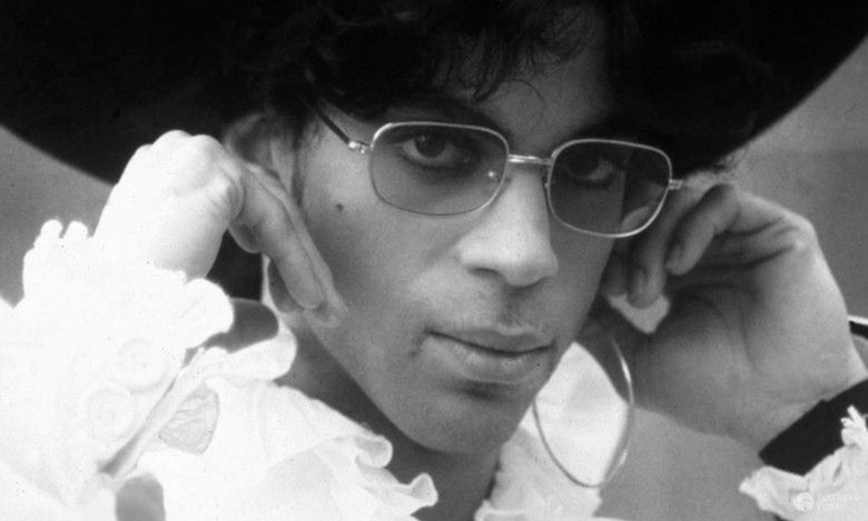 Kolejne szokujące doniesienia w sprawie śmierci Prince'a. Muzyk zmarł na AIDS?!