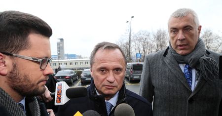 Roman Giertych odpowiada Adamowi Hofmanowi. Publikuje nagranie