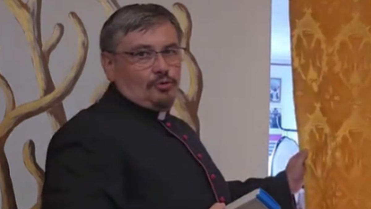 W jego parafii nie ma tacy, a ksiądz posługuje za darmo.