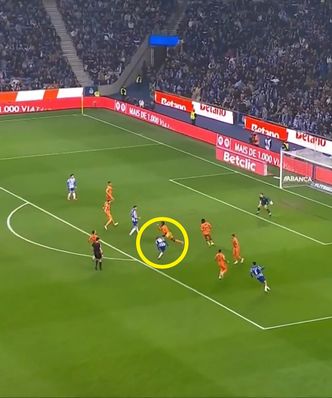 Ma 17 lat i już zachwycił! Spójrz, jaką bramkę zdobył gracz FC Porto [WIDEO]