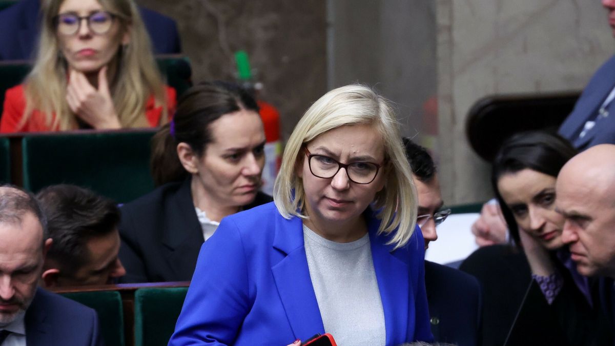 Minister klimatu i środowiska  Paulina Hennig-Kloska
