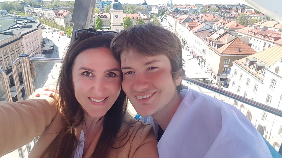 Na zdjęciu Danił z dziennikarką Gazety Wyborczej, Joanną Klimowicz