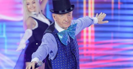 Andrzej Rosiewicz żali się na NISKĄ emeryturę: "Niby jest, ale tylko formalnie". 79-letni artysta nie zamierza ZWALNIAĆ TEMPA