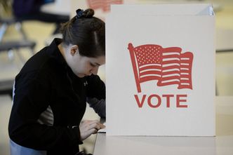 Wybory w USA: Kolejki przed lokalami wyborczymi. Walczą do końca